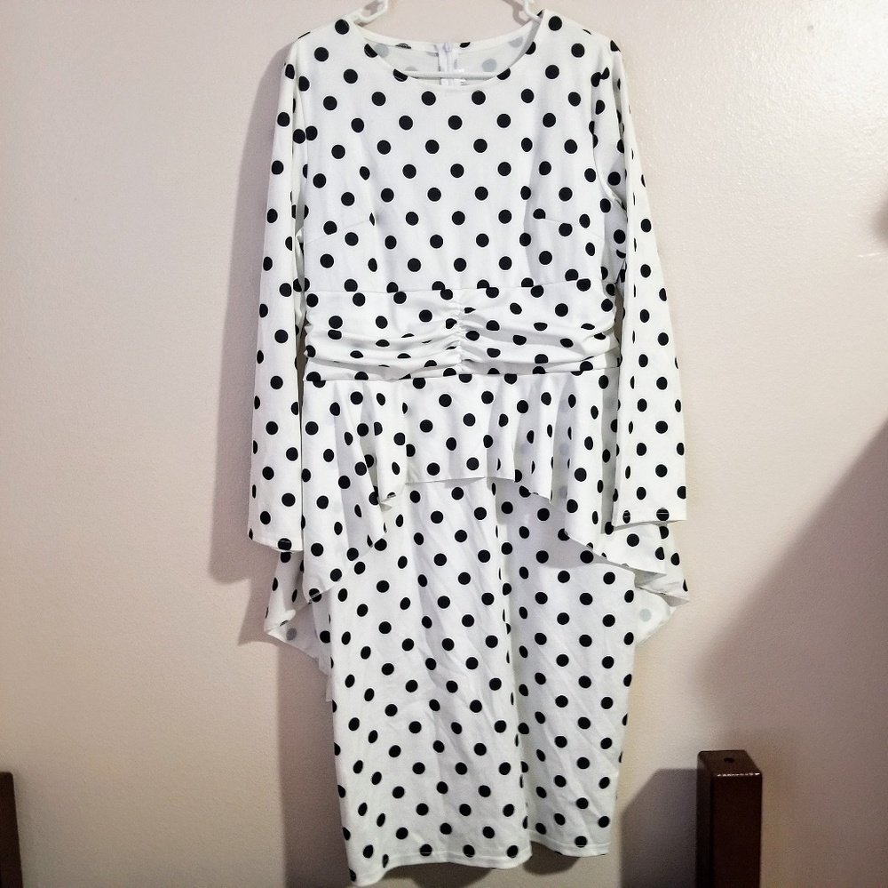 SOLD--Polka-dot Paradise dress
